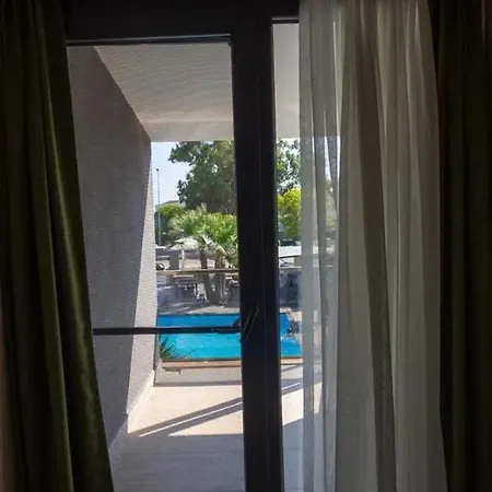 Cem Gül Otel Ayvalı